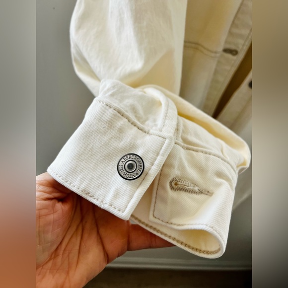 Abercrombie & Fitch Cream Denim Shacket Jacket with Contrast Stitching - Picture 8 of 8